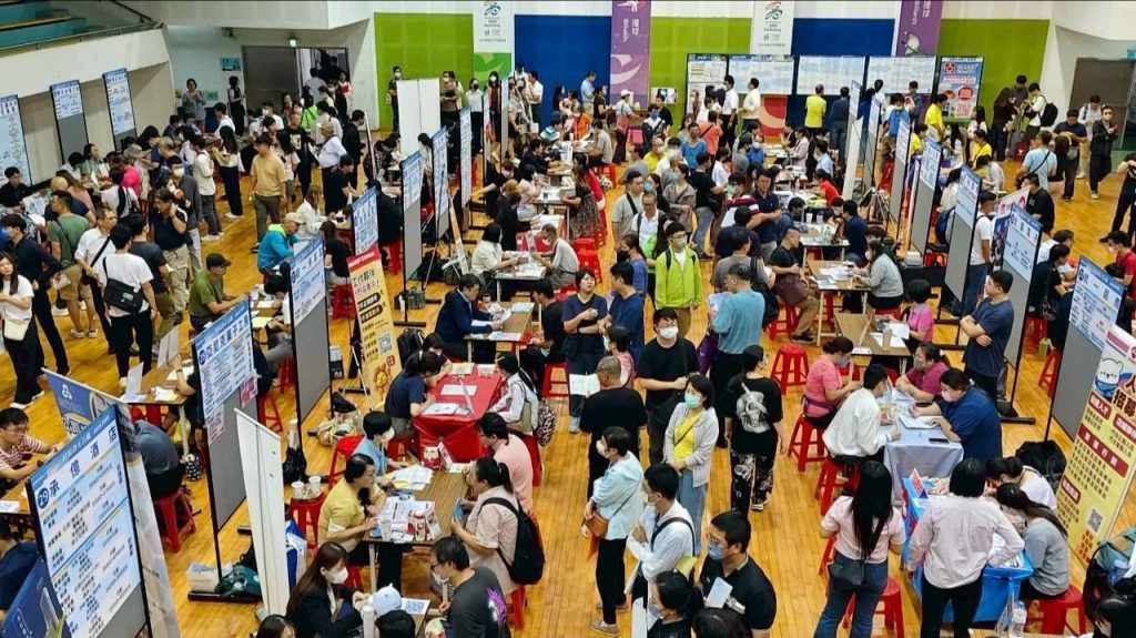 Kaohsiung job fair on April 18 to offer more than 1,800 openings
