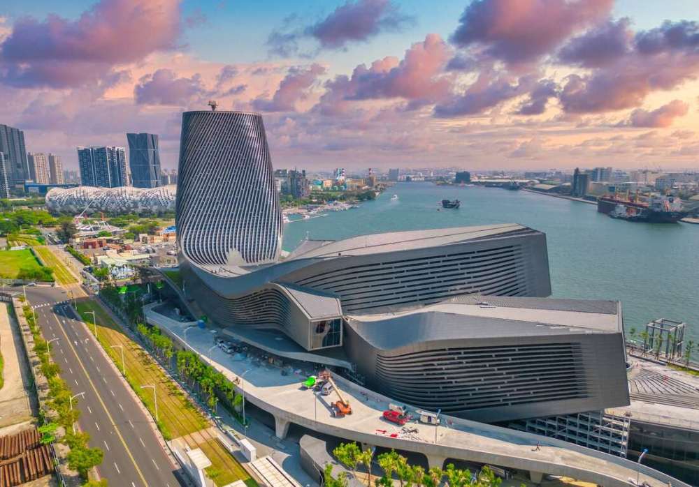 Kaohsiung cruise terminal unveils 15th-floor harbor-view space