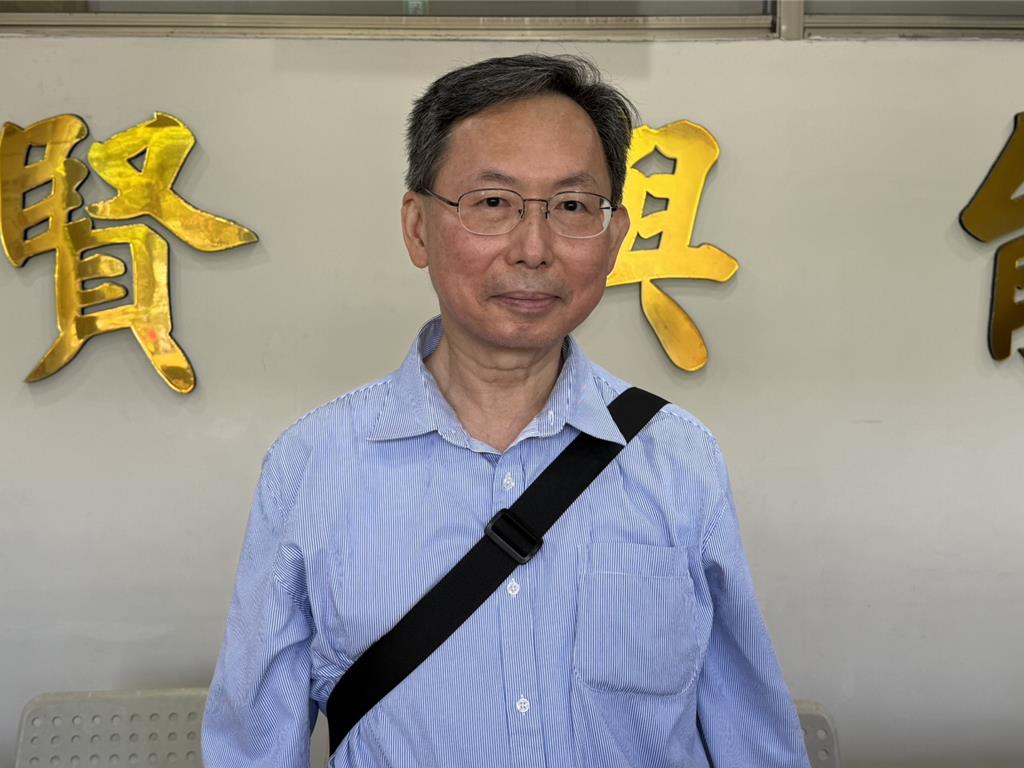 Telecom founder becomes fifth entrant in Kaohsiung mayoral race