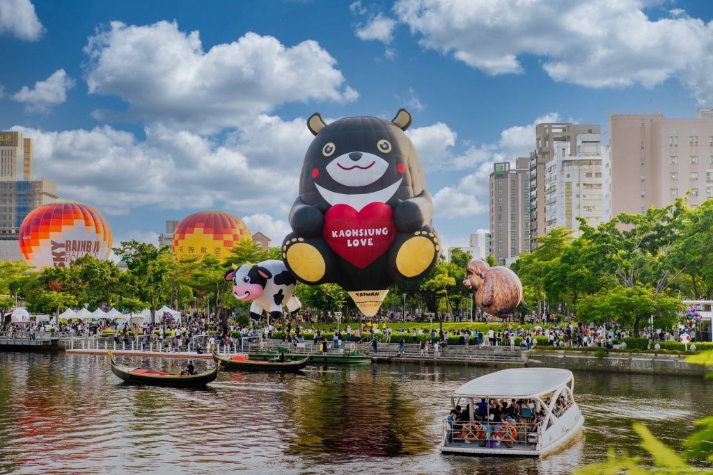 Tickets for Kaohsiung hot air balloon rides go on sale Wednesday
